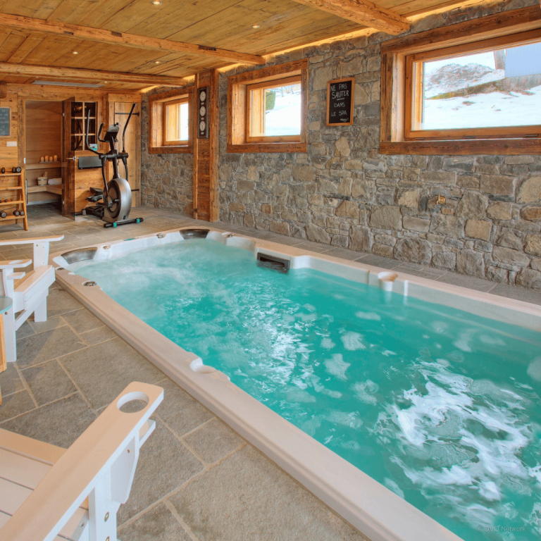 Spa de nage best seller Sapphire Spas encastré