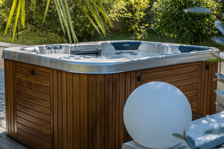 Spas de massage extérieurs SAPPHIRE SPA